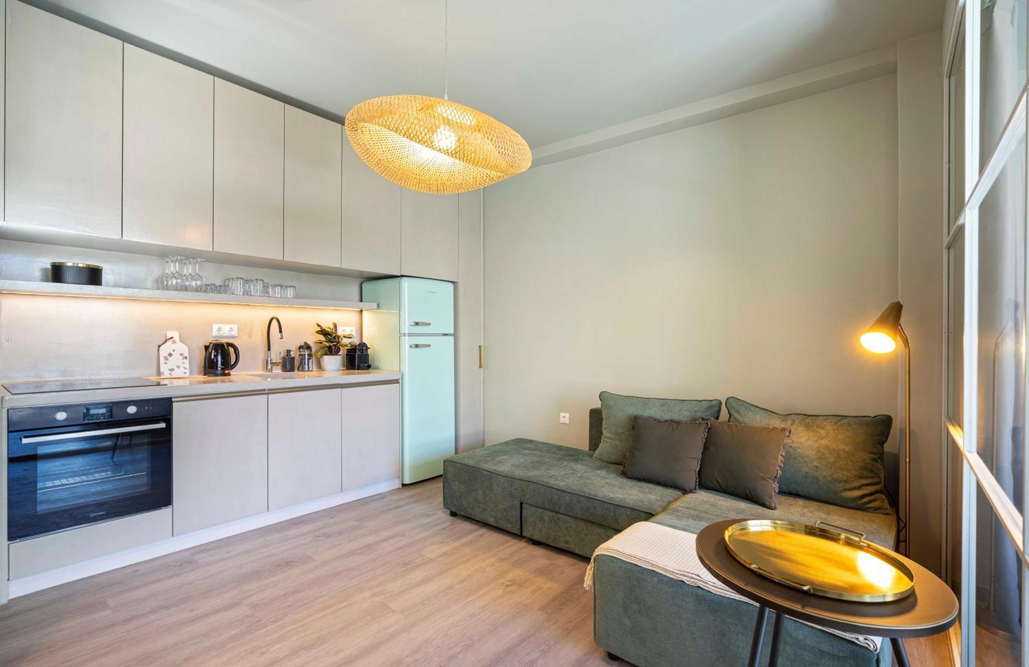 9 Muses Exclusive Suites In Syntagma เอเธนส์ ภายนอก รูปภาพ